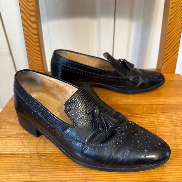 Portfolio Shoes - Portfolio Made in Italy Black Leather Classic Tassel Loafers 7